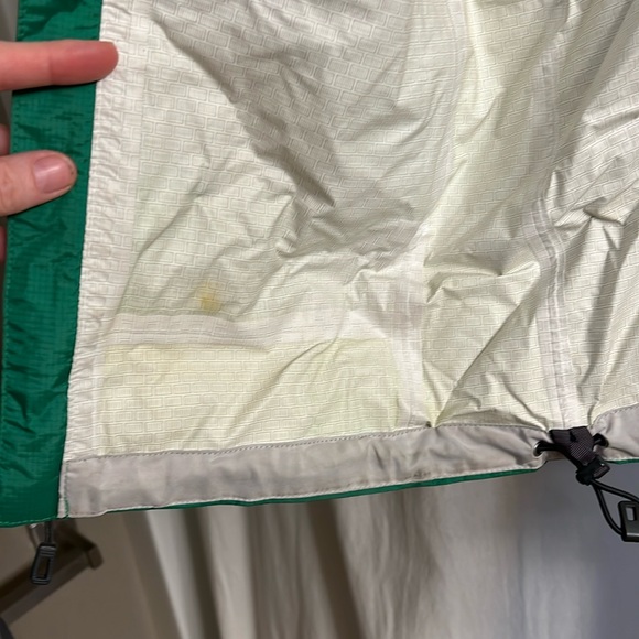 Men's Patagonia Rain Shell, Small - Picture 2 of 5